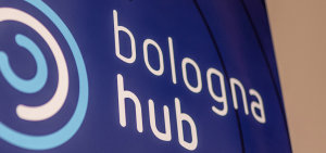 Banner mit bologna hub Logo