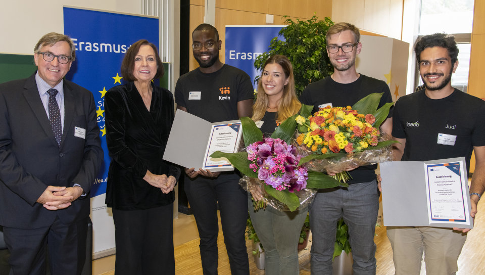 Auszeichnungen für besonderes studentisches Engagement für Europa und Erasmus+.