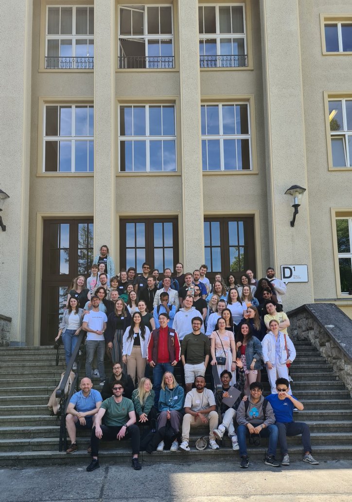 Vor Corona: Gruppenbild der ISA Saarbrücken mit internationalen Studierenden